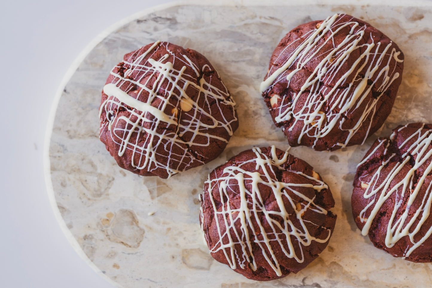 Red Velvet Filled with Cream Cheese Cookies